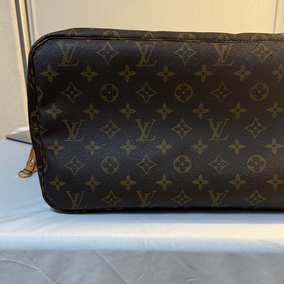Louis Vuitton Brown Monogram Tote - Picture 6 of 16